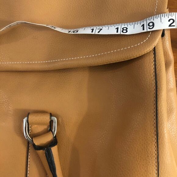 Tan PU Leather Satchel Weekender Duffle Bag - Picture 11 of 14